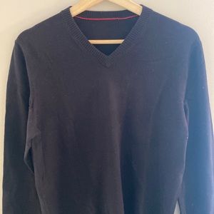 Black Hugo Boss V neck wool sweater.